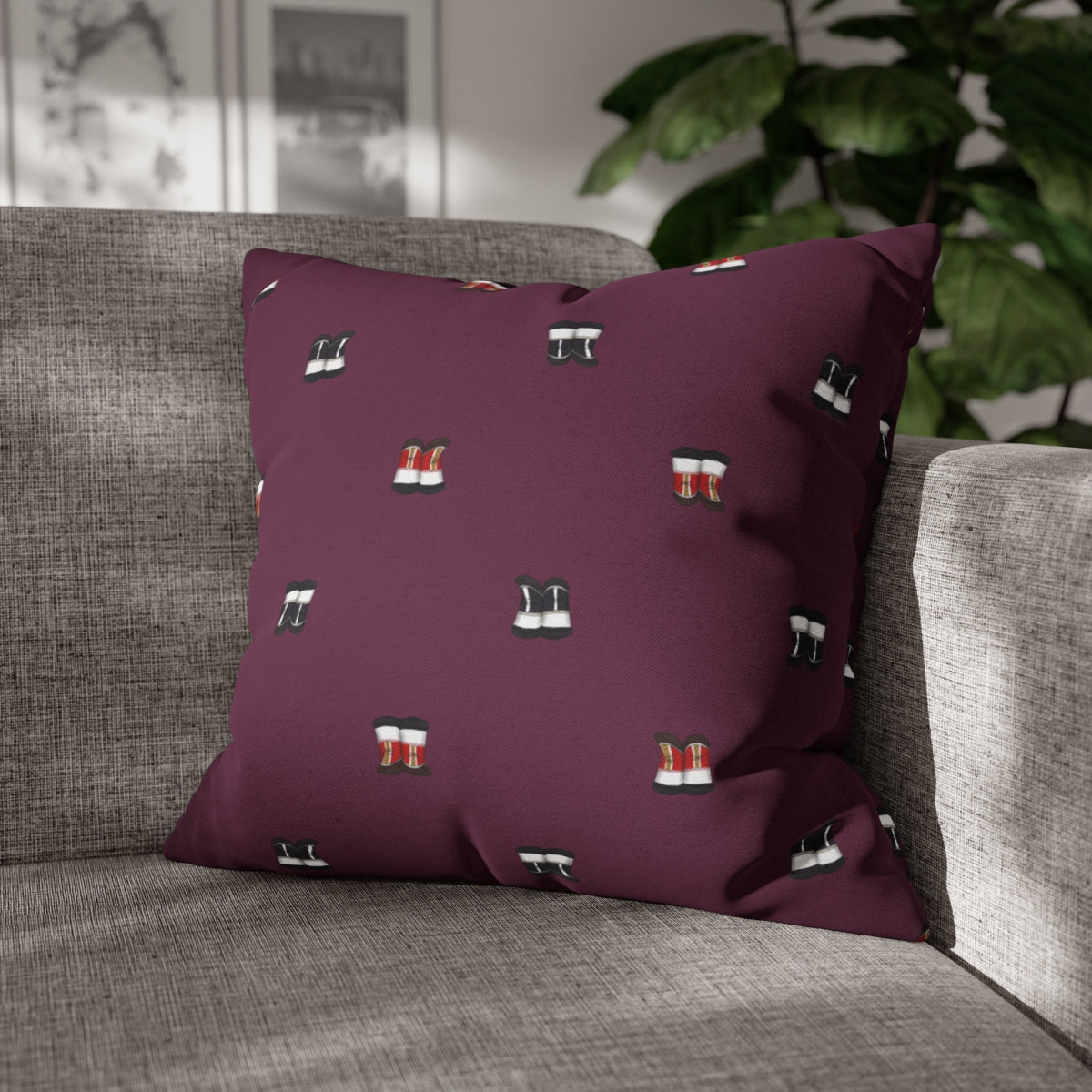 Kameeqqat Throw Pillow Case