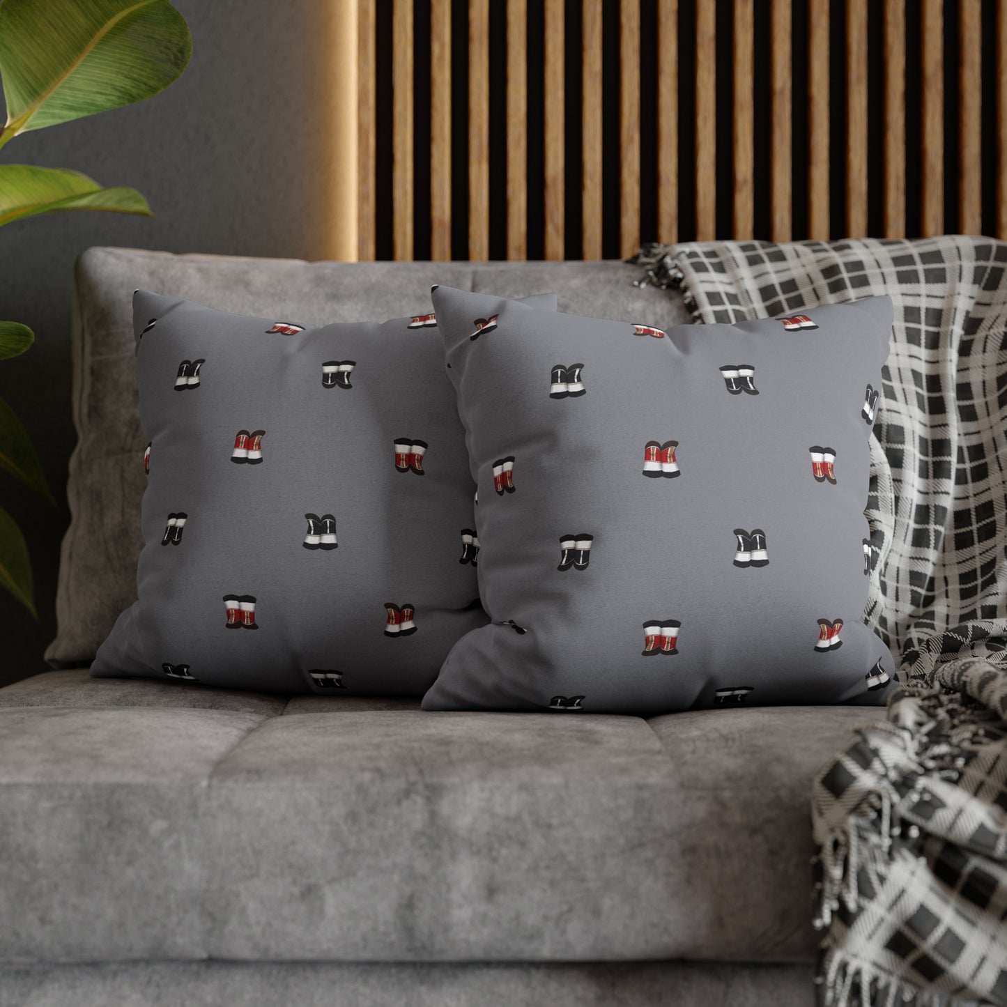 Kameeqqat Throw Pillow Case