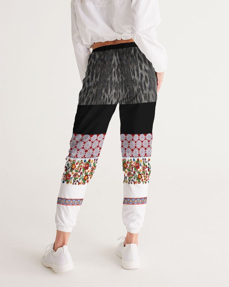 Arnatuk Trackies